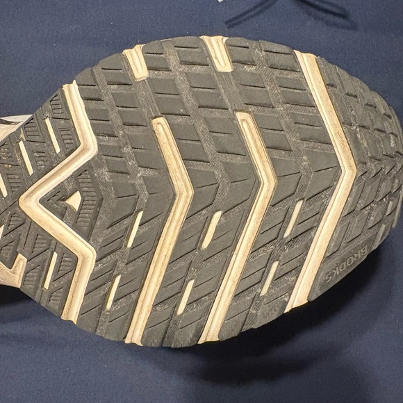 Brooks LAUNCH 6 Women’s Black Running Shoes SZ 10 - Picture 6 of 8